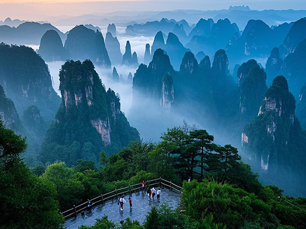 張家界旅游淡季攻略：超值體驗(yàn)，性?xún)r(jià)比超高！